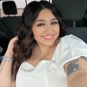 Meet your Posher, Sydney